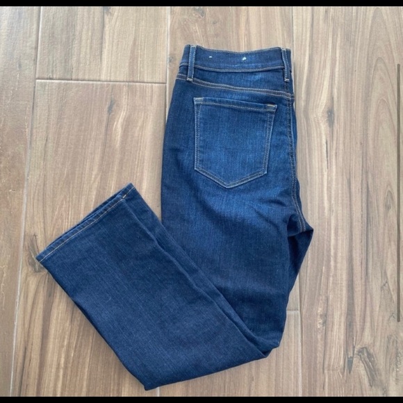 LOFT flare crop jeans - size 8 - Picture 2 of 7